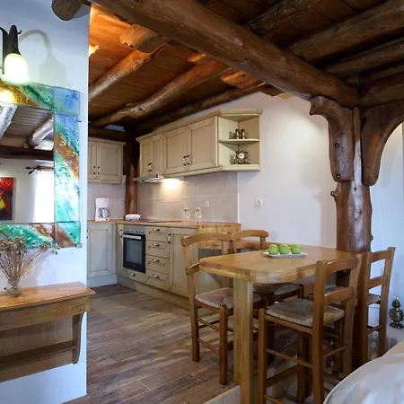 Villa Matzanas House